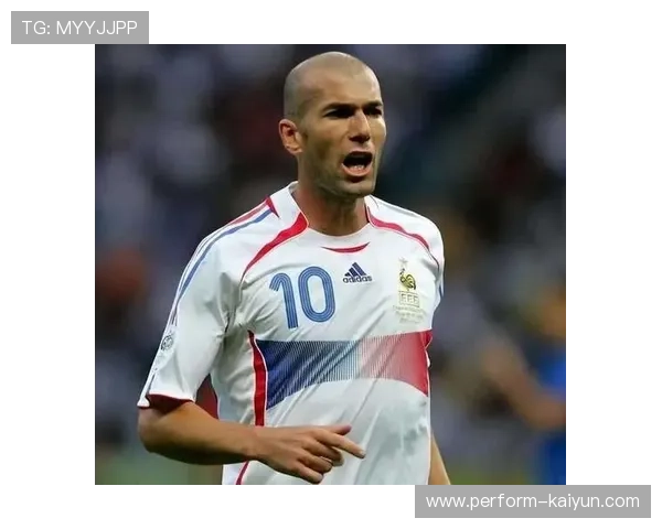 中国视角下足球现役十大球星盘点：谁能成为全球足坛的领军人物