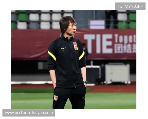 中国足球现役最具影响力球星：从场上表现到场外形象的全方位解析