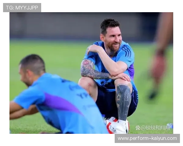 私生活低调专注赛场的足球巨星成长与拼搏之路